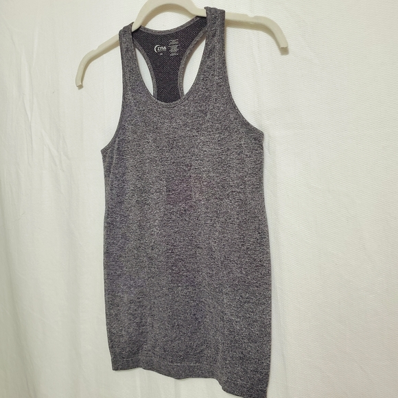 ZYIA Gray Racertop Tank - Picture 2 of 5